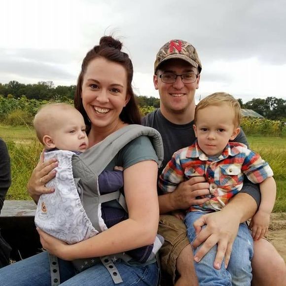 Meet your Posher, Danielle - Picture 1 of 1